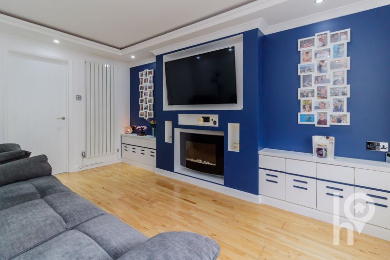 Property photo 2 of 8 Photo 8