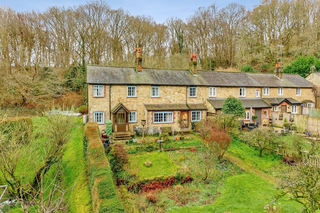 Property photo 1 of 21