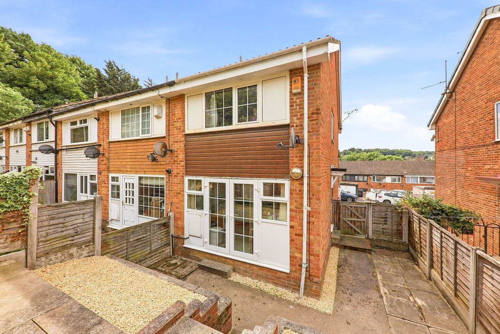 Property photo 1 of 24