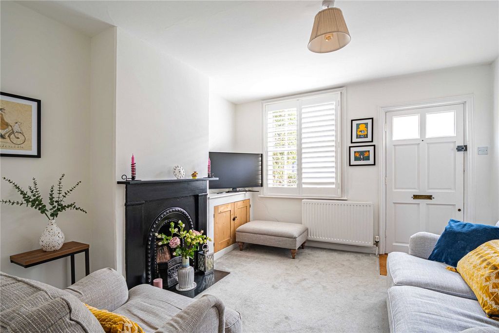 Property photo 3 of 12 Picture No. 30