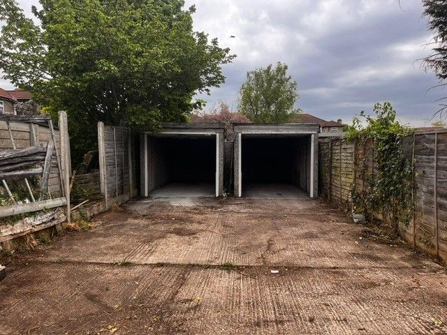 Property photo 1 of 4