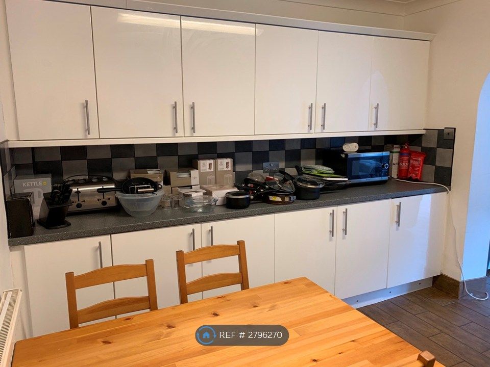 Property photo 1 of 28 Kitchen/Diner