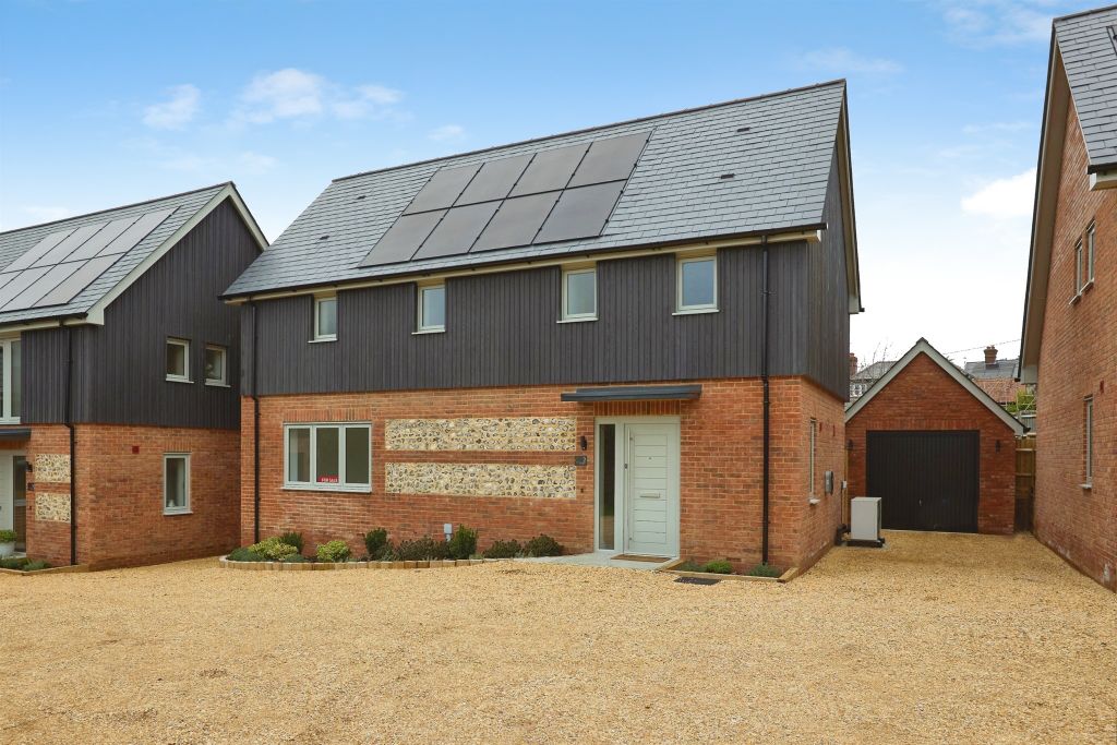 Property photo 1 of 23