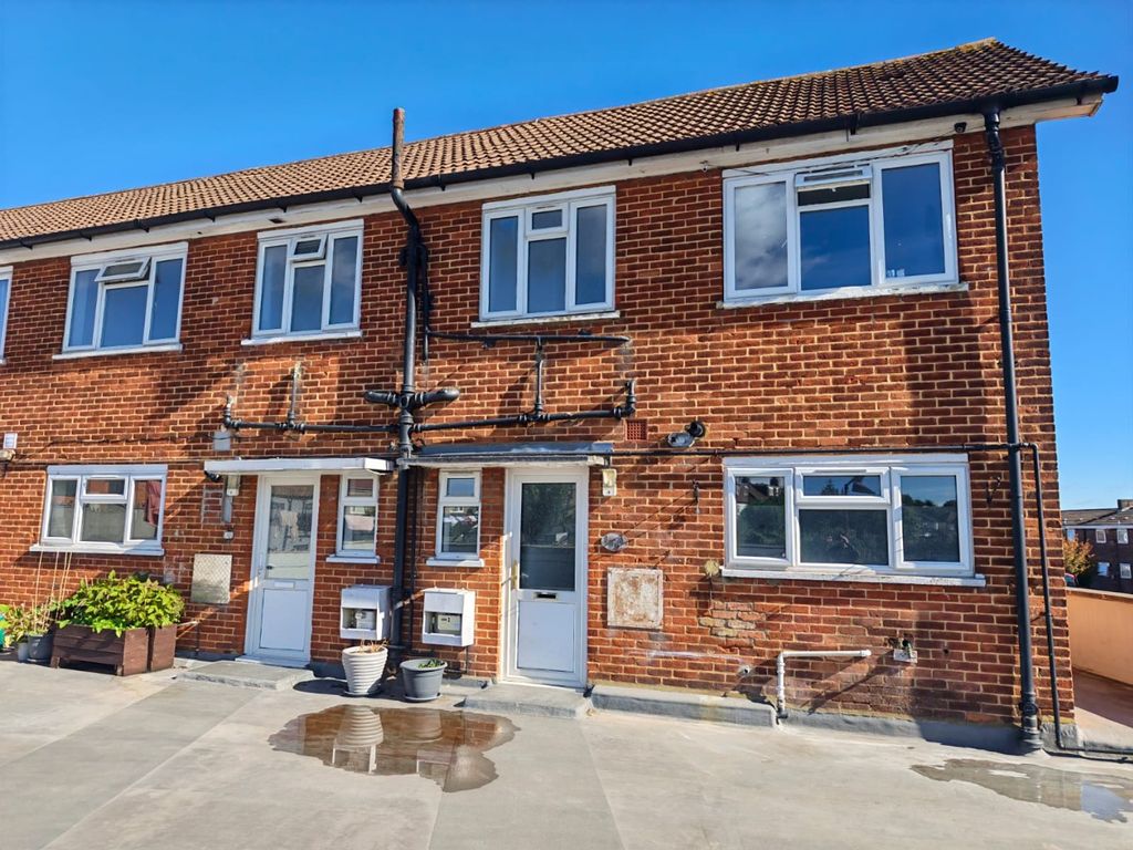 Property photo 1 of 10 5107980