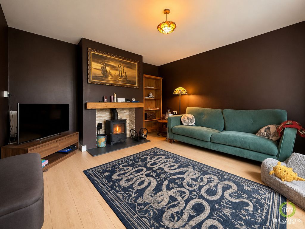 Property photo 2 of 13