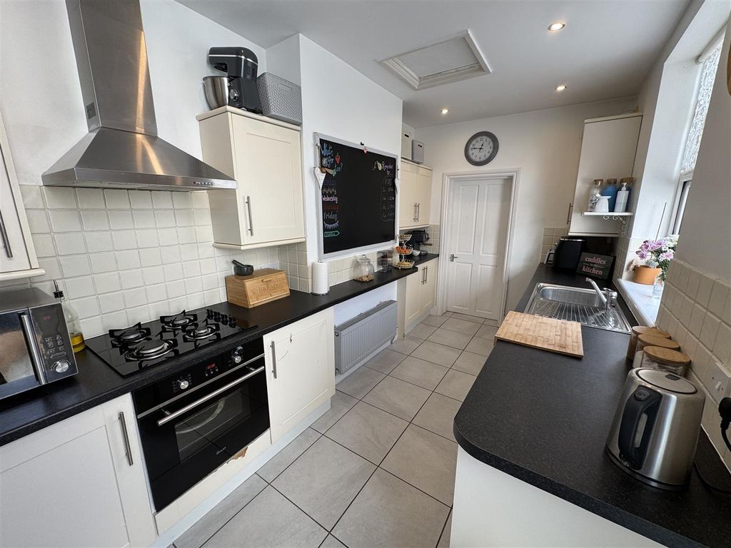 Property photo 3 of 18 Img_0013.Jpeg