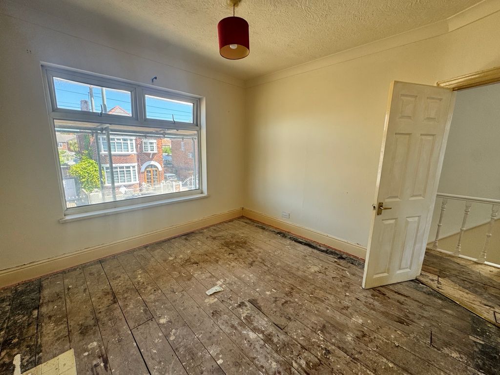 Property photo 2 of 4