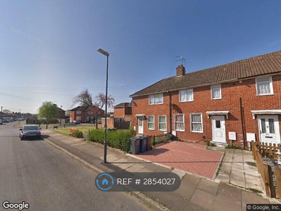 Property photo 1 of 8