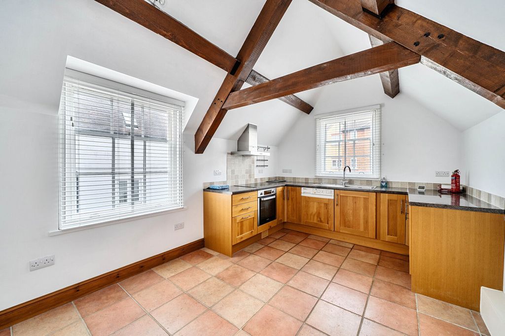 Property photo 3 of 20 Kitchen