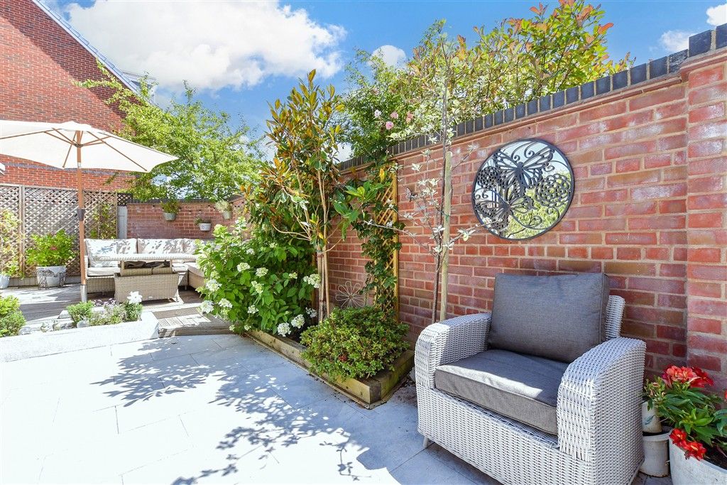 Property photo 1 of 16 Rear Garden