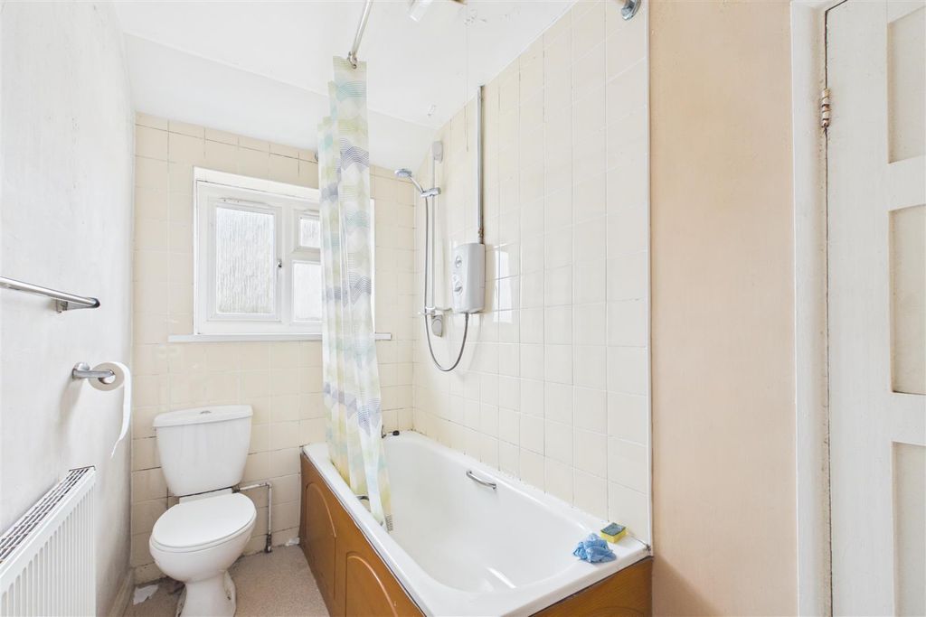 Property photo 1 of 19 Cam01894G0-Pr0301-Still001.Jpg
