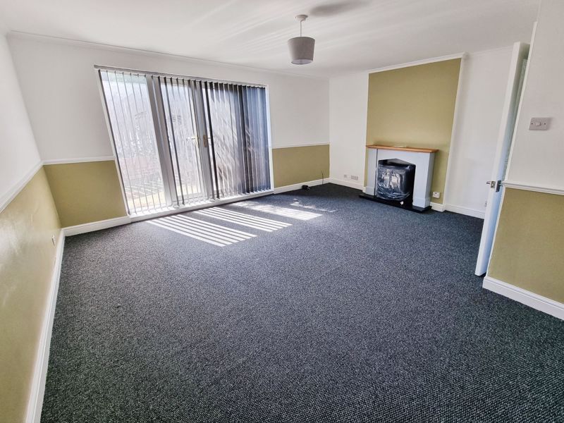 Property photo 3 of 8 Photo 5