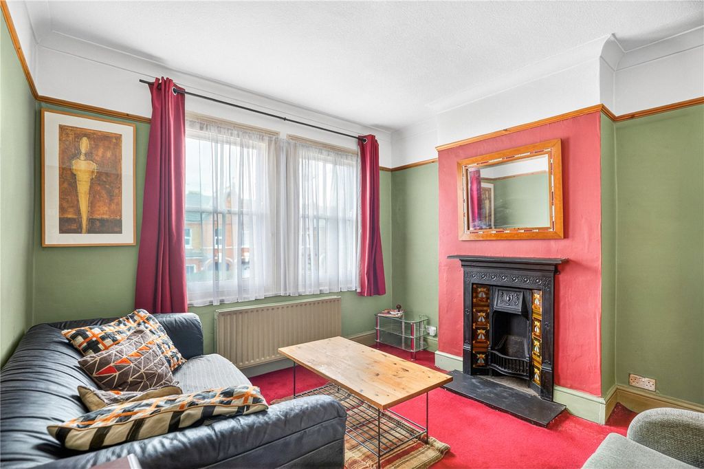 Property photo 2 of 10 Picture No. 05