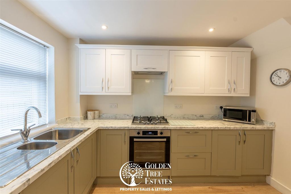 Property photo 2 of 35 Kitchen