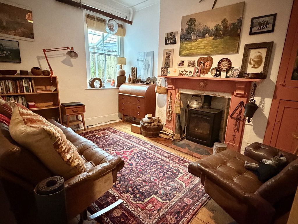 Property photo 3 of 19 Not Specified