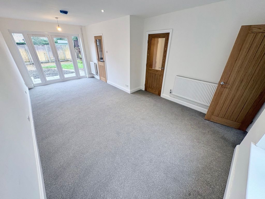 Property photo 2 of 20 Lounge Diner