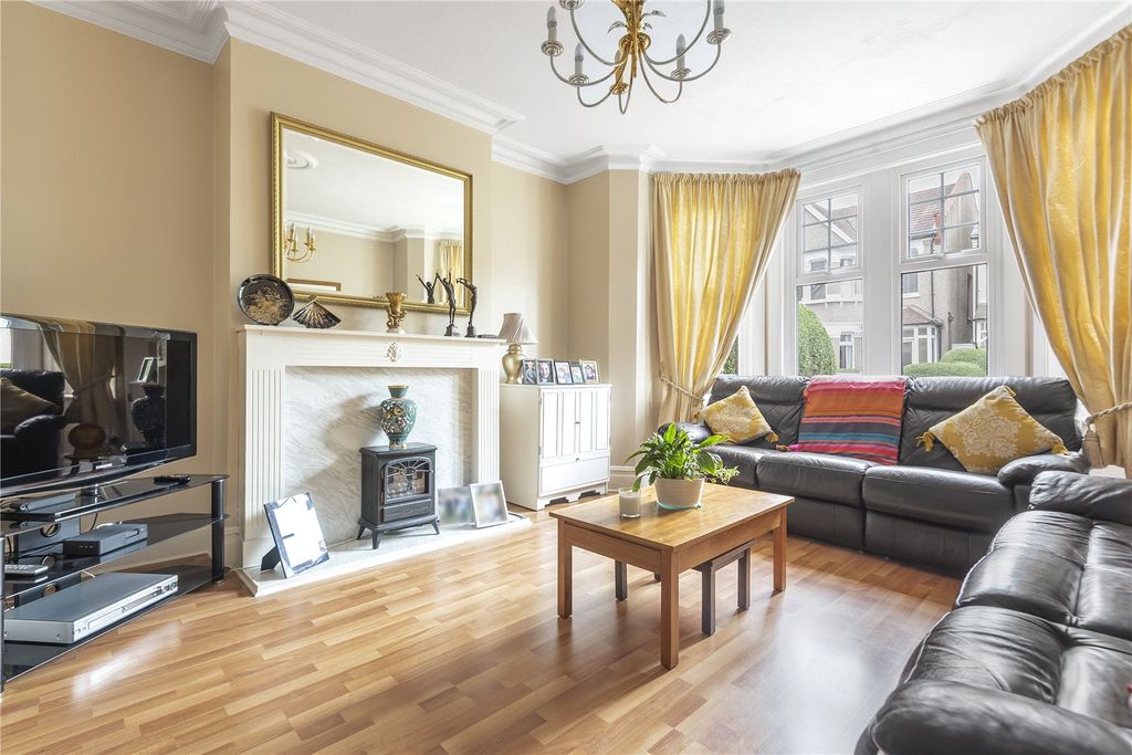 Property photo 2 of 15 Picture No. 02