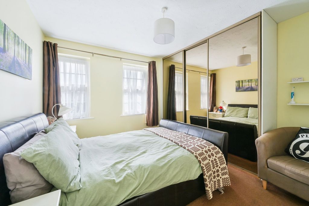 Additional image 11 of 4 bed detached house for saleBromford Close, Oxted RH8