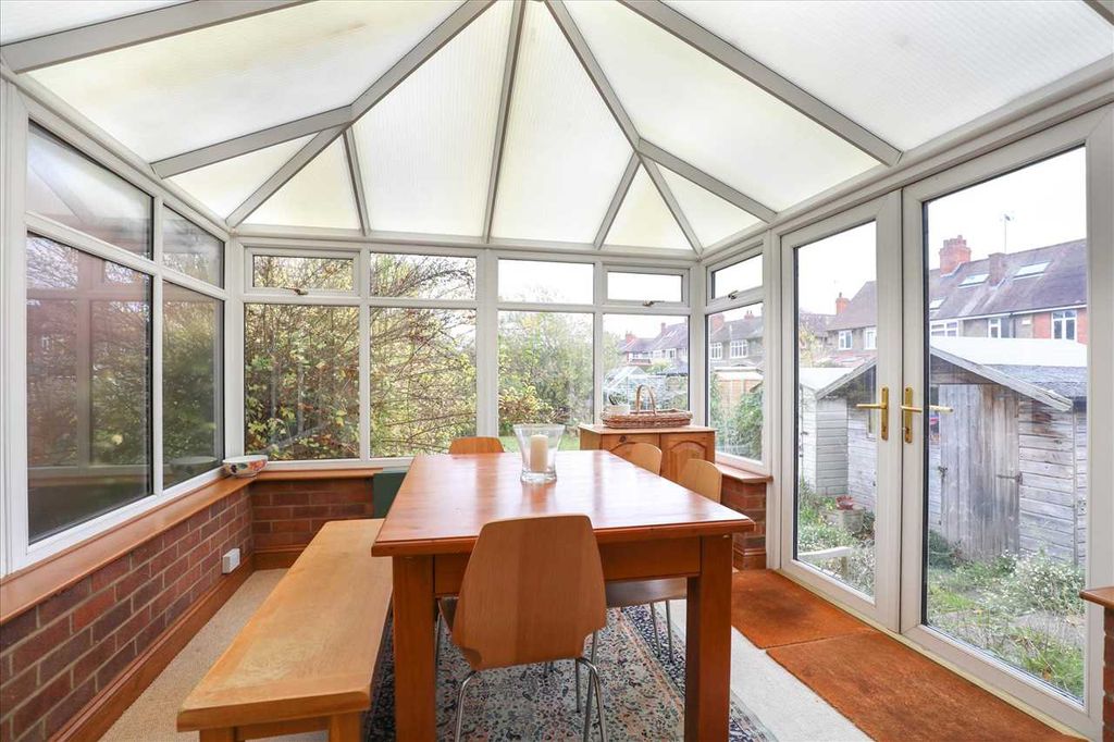 Property photo 3 of 13 Conservatory