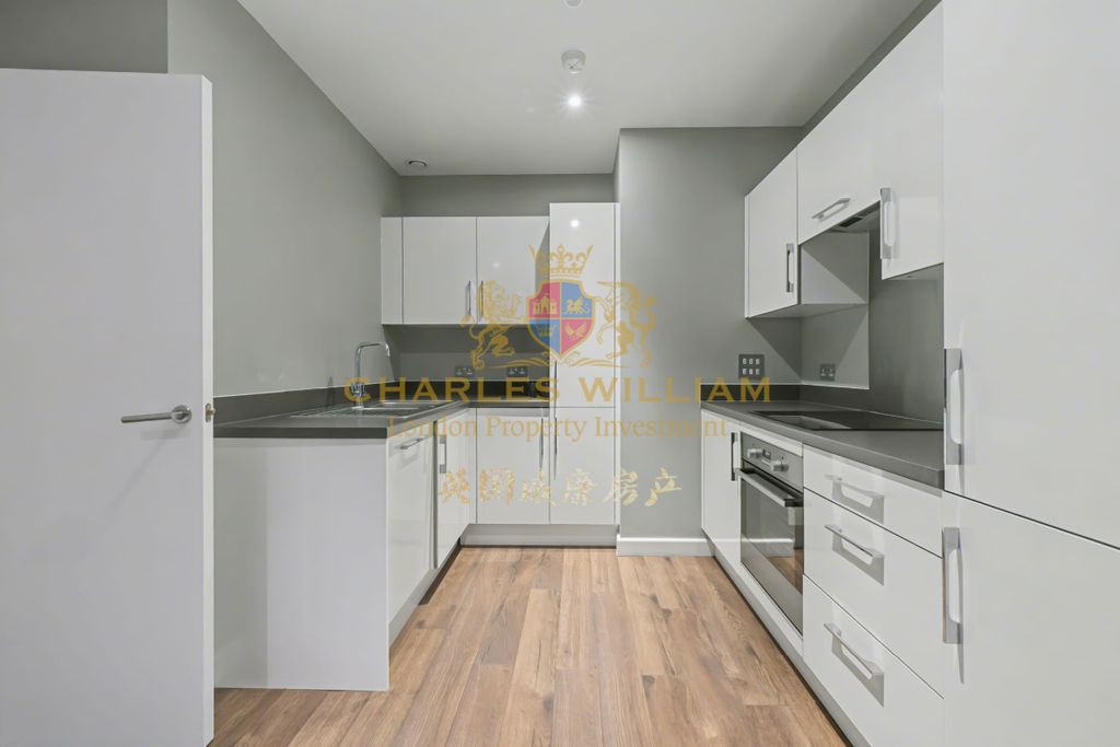 Property photo 2 of 12