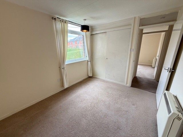 Property photo 3 of 8 Picture No. 06