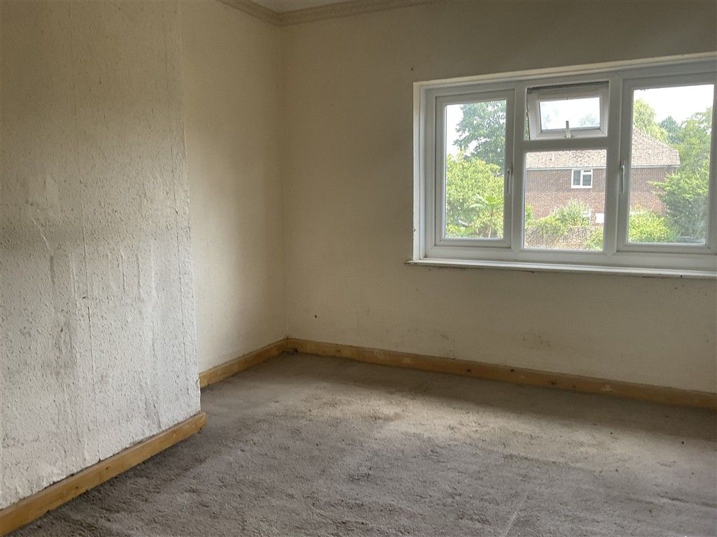 Property photo 3 of 7 Bedroom