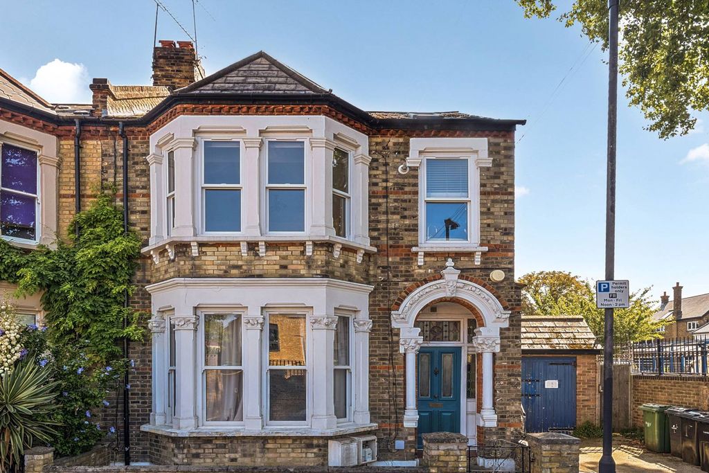 Property photo 1 of 7