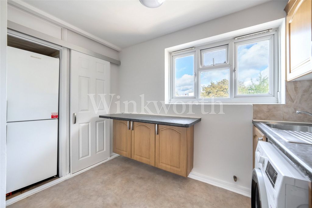 Property photo 2 of 12 Picture No. 01