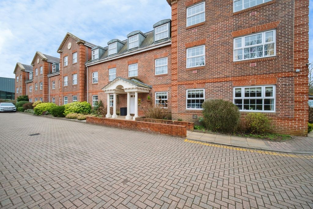 Property photo 1 of 12 Pbox-Img.Jpg