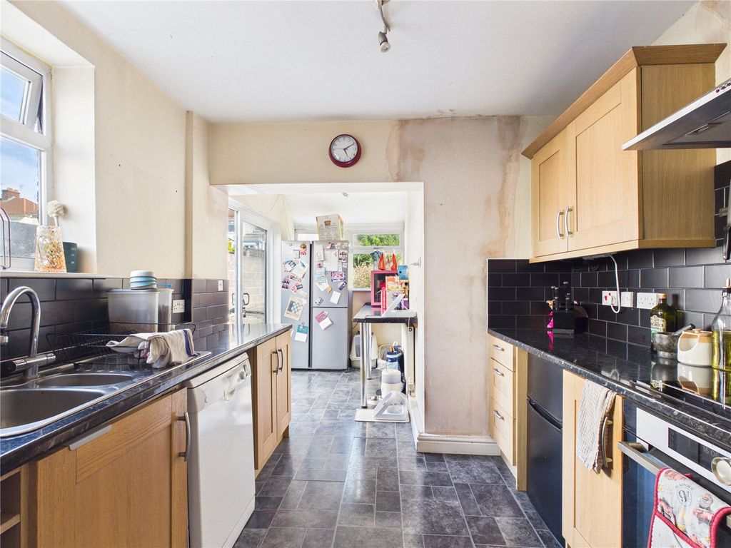 Property photo 2 of 14 Picture No. 02