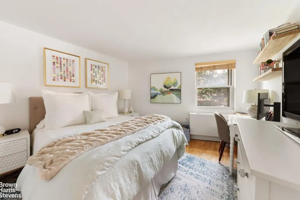 Property photo 3 of 6 <Alttext/>
