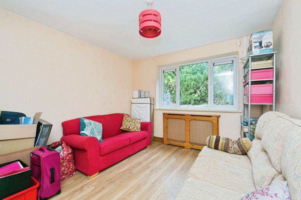 Property photo 2 of 20 Pbox-Img.Jpg