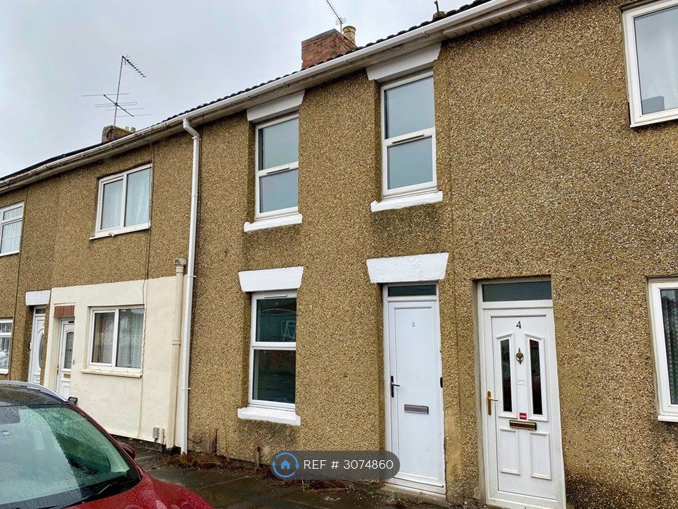 Property photo 3 of 11