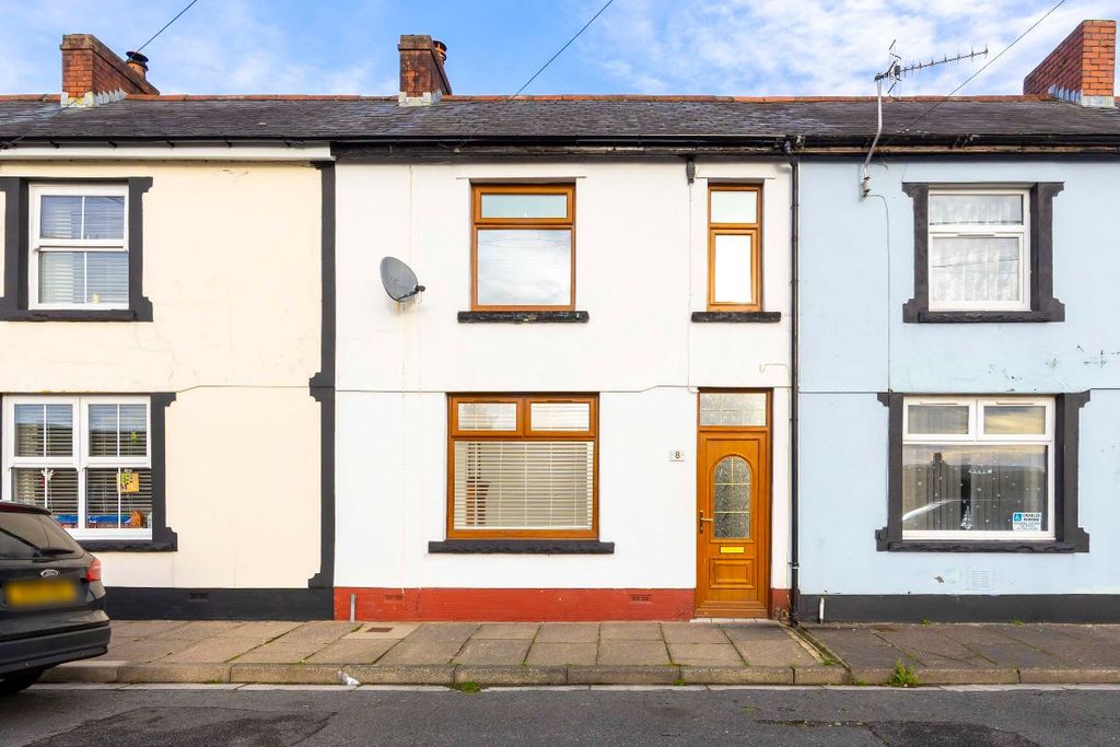 Property photo 1 of 27