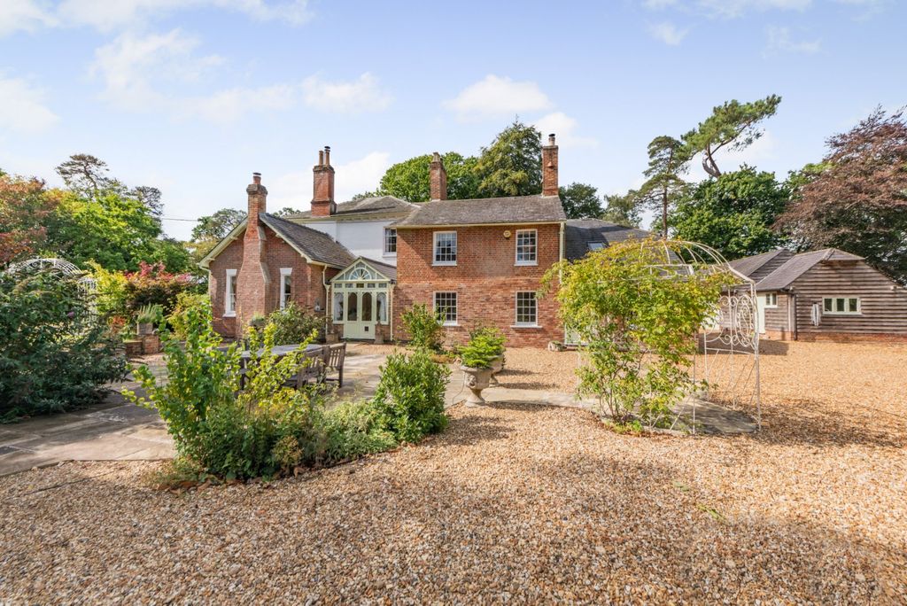 Property photo 2 of 24 Bowerwood House