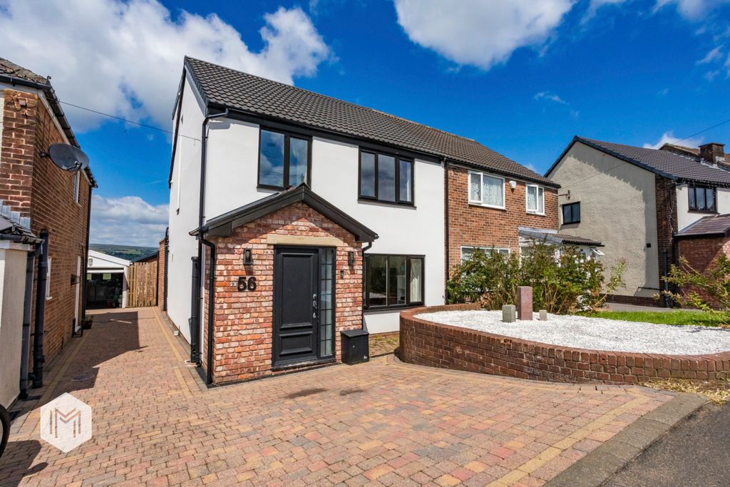 Property photo 1 of 36 Picture No. 32