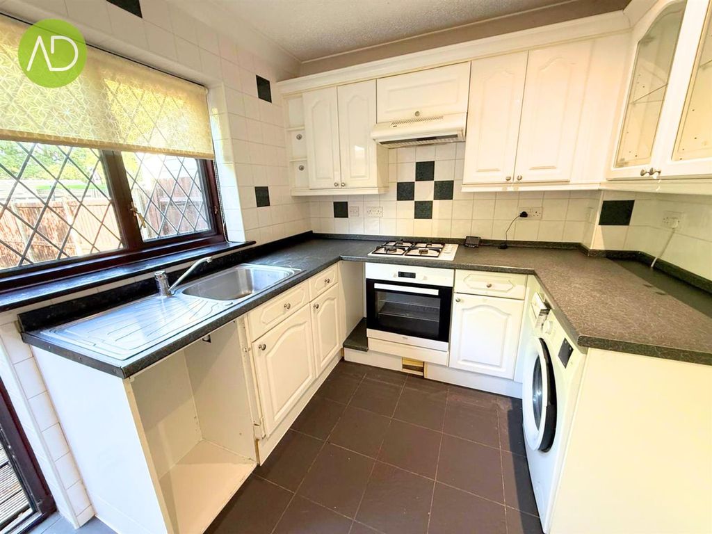 Property photo 2 of 13 5.Jpg