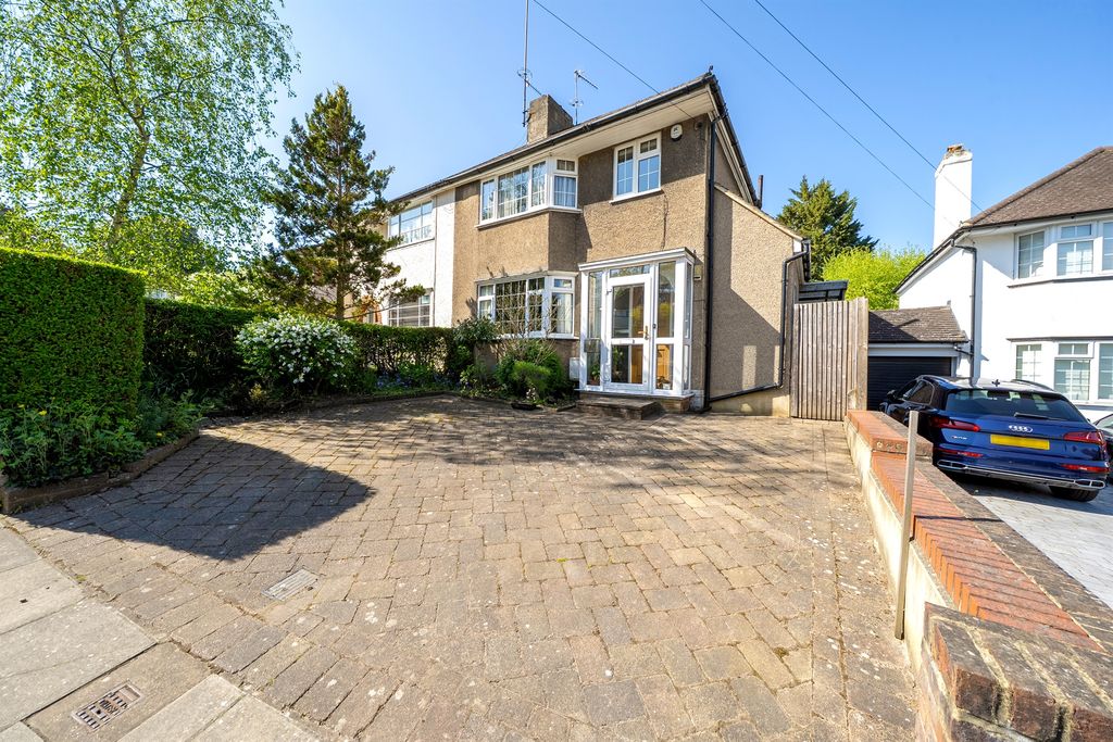 Property photo 1 of 14