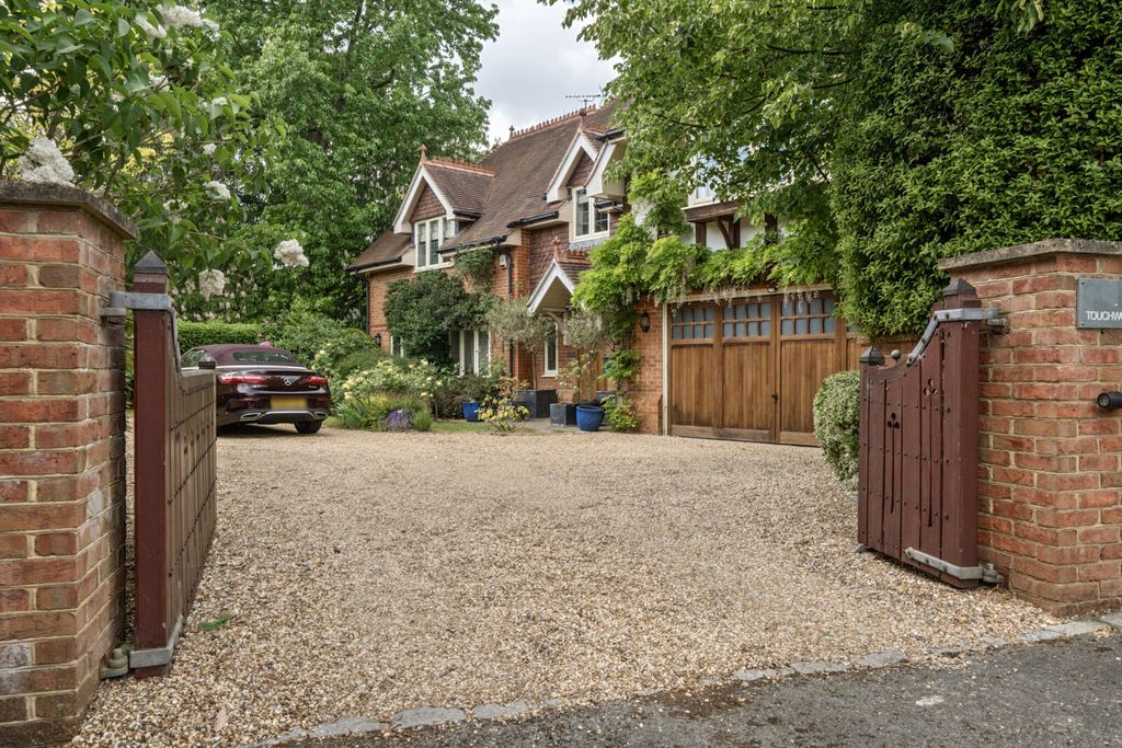 Property photo 2 of 28 Picture No. 79