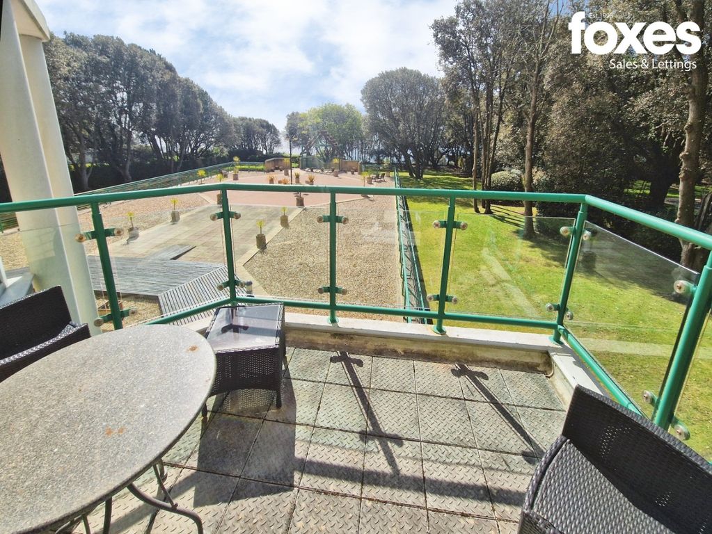 Property photo 2 of 15 5099182