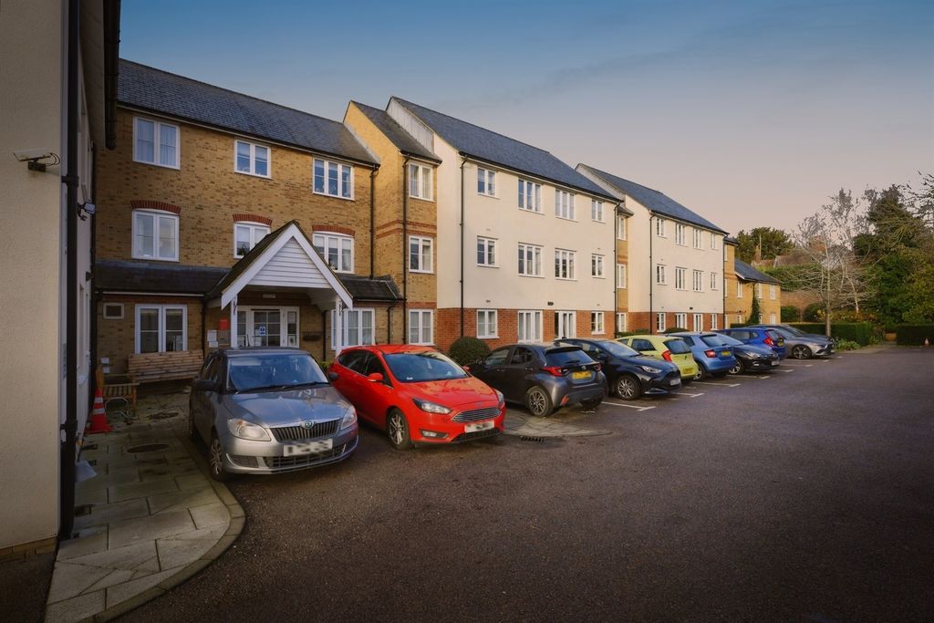 Property photo 3 of 19