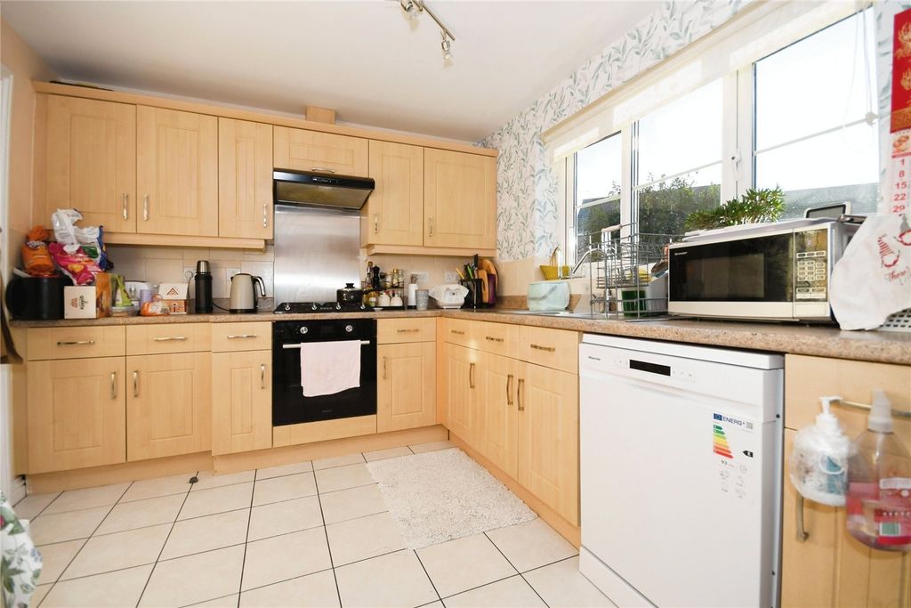 Property photo 2 of 17 Picture No. 06