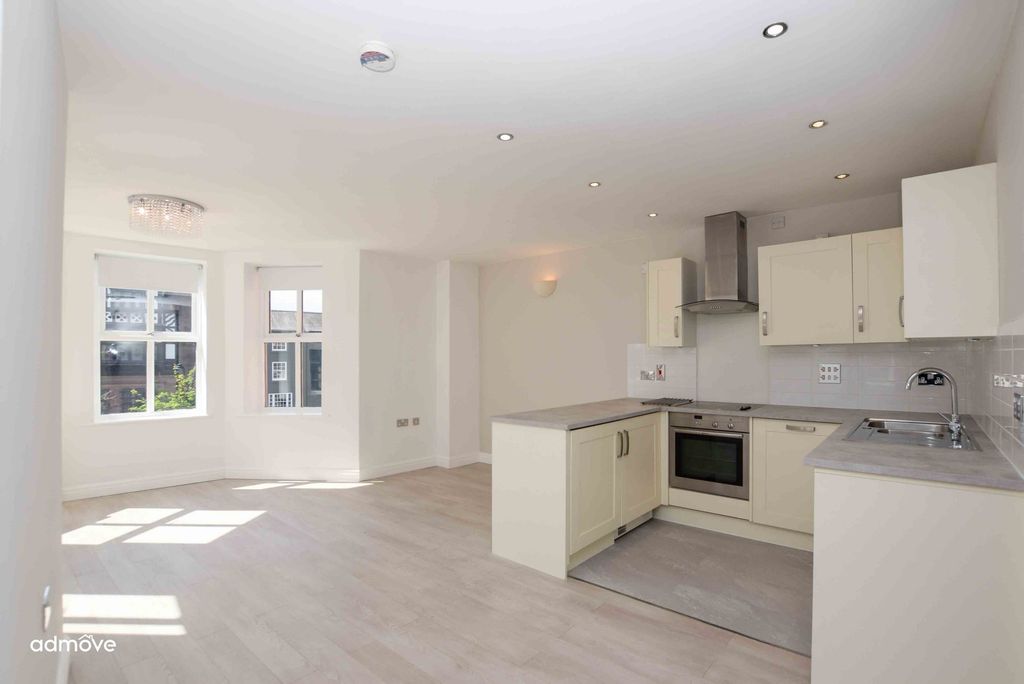 Property photo 2 of 14 Photo 6