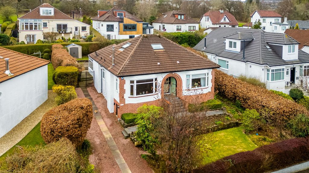 Property photo 1 of 52