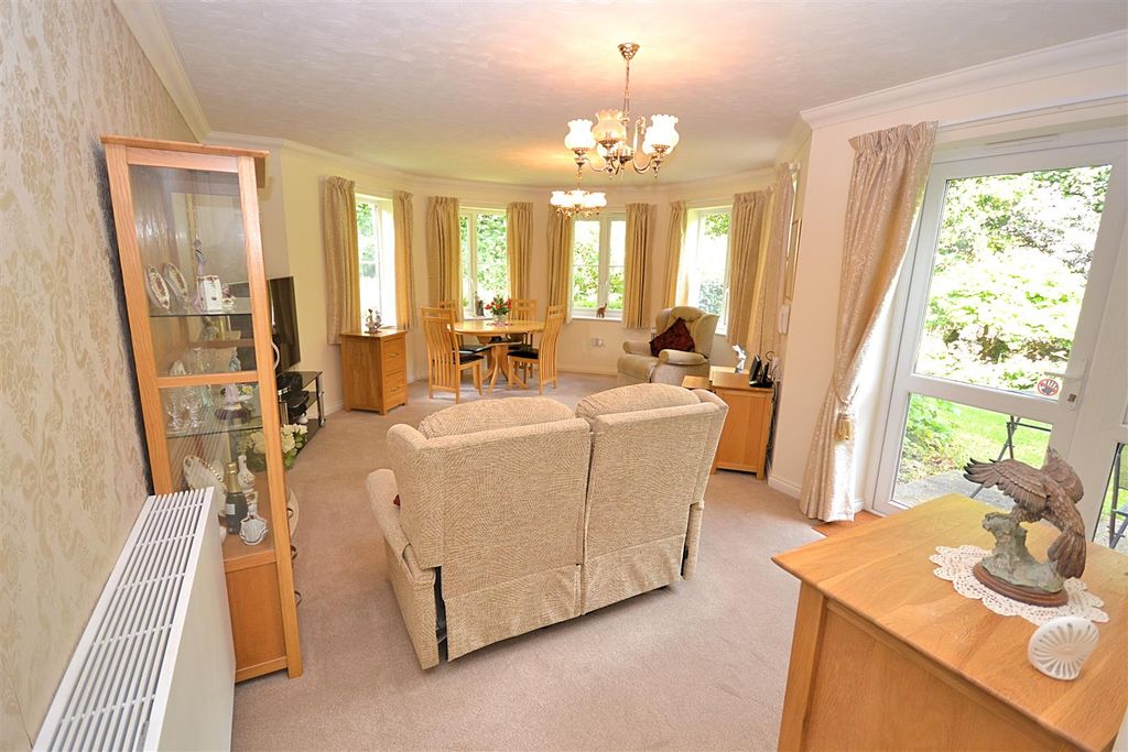 Property photo 2 of 16 88 (3).Png