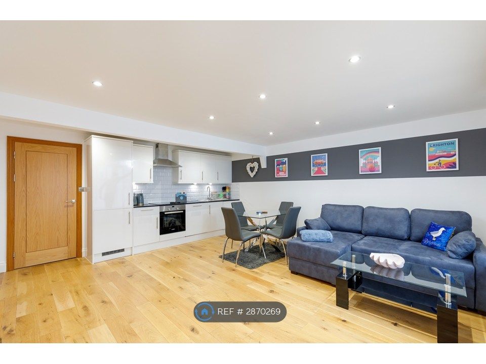 Property photo 1 of 8 Open Plan Living Room