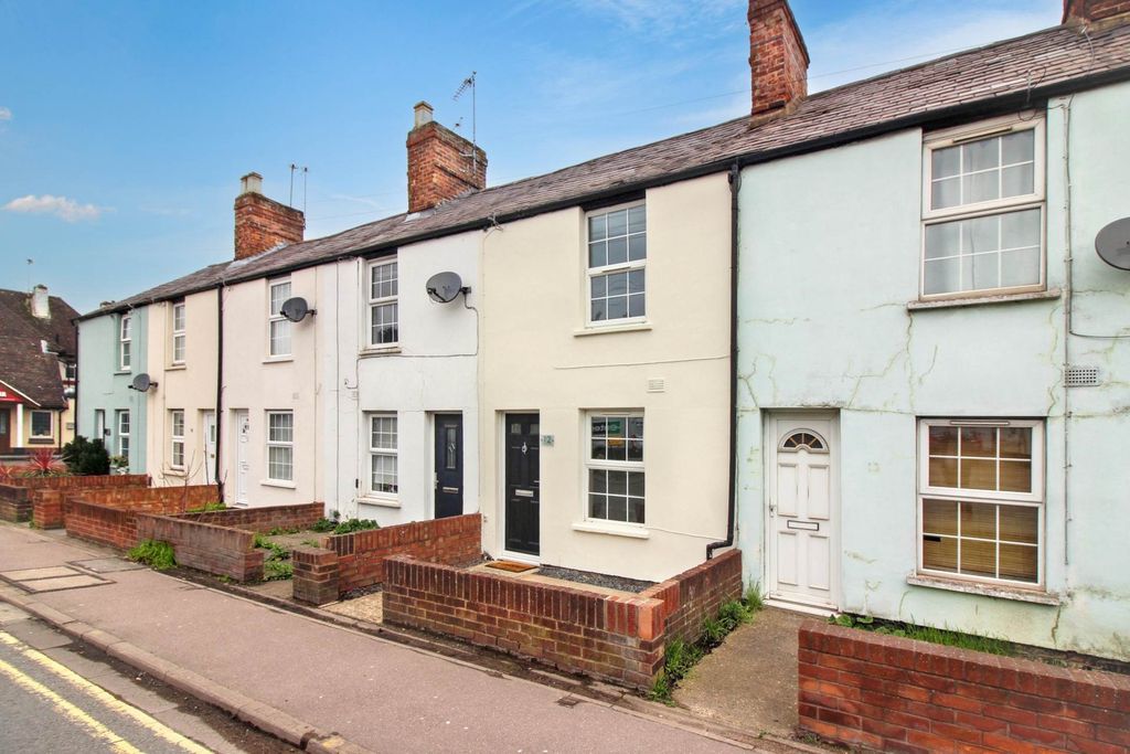 Property photo 1 of 12