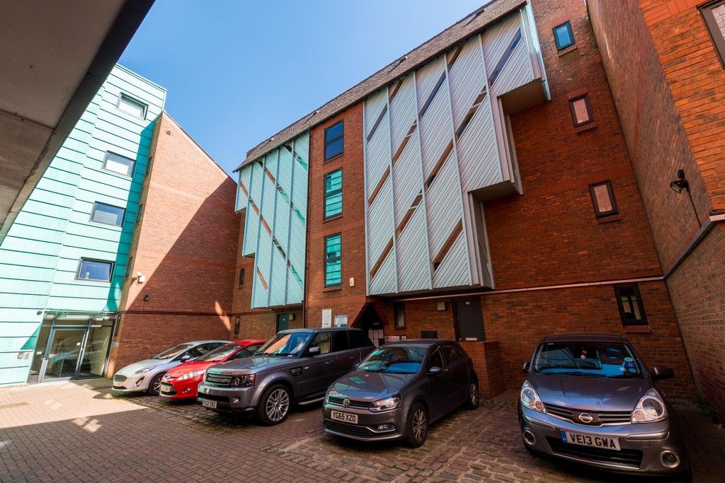 Property photo 2 of 9 Jpg