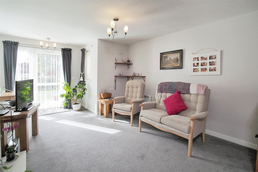 Property photo 3 of 19 006.Jpg