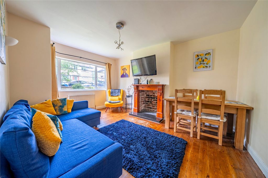 Property photo 1 of 14 Picture No. 12